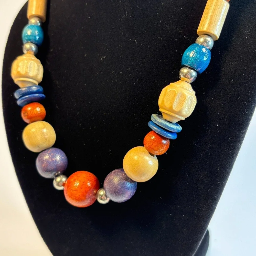 Chunky Vintage Necklace Wood Beads Boho Colorful Eye Catching‎
